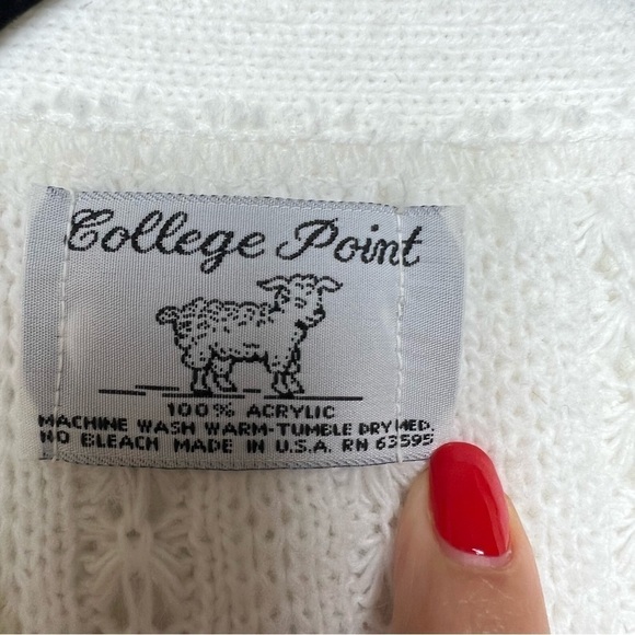 Vintage 1980s College Point Front Pocket Sleeveless Cardigan Vest - Picture 5 of 8